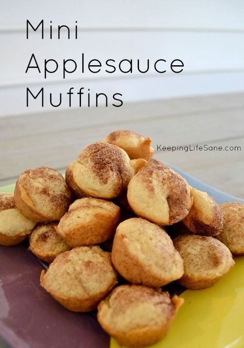 These are the BEST SNACK EVER and HEALTHY!!  Mini Applesauce Muffins - Keeping Life Sane #Eggfree #Eggless #FoodAllergy #muffins #Baking #MuffinRecipe ##EggfreeMuffins #EggfreeBreakfast #Breakfast #BreakfastREcipe #Eggless #EgglessMuffins #EgglessBreakfast Resep Muffin, Applesauce Muffins, Preschool Snacks, Baby Snacks, Toddler Snacks, Mini Muffins, Toddler Meals, Kids Snacks, Clean Eating Snacks