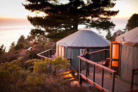 From pretty log cabins in Mount Lassen National Park to yurts perched over the Pacific in Big Sur Yurt Exterior, Yurt Glamping, Big Sur Camping, Bachelorette Party Locations, Tiny House Hotel, Yurt Living, Go Glamping, Reading Lights, Glamping Site