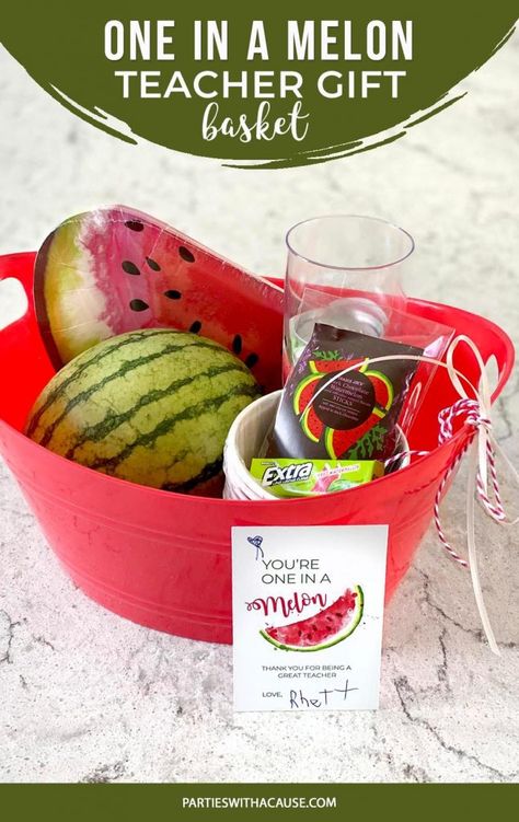 Our teachers do SO MUCH for our children so give them a heartfelt thank you gift like this You're One in a Melon gift basket filled with all things watermelon. Affordable and fun this is a gift a teacher would actually want to receive! Get the details and printable tags at PartiesWithACause.com #oneinamelon #teachergiftbasket #endofyearteachergift Watermelon Gift Basket, Teacher Appreciation Week Door, Watermelon Birthday Party Theme, Swim Teacher Gifts, Watermelon Gift, Teacher Gift Bags, Teacher Gift Baskets, Healthy Party Food, Secret Sister