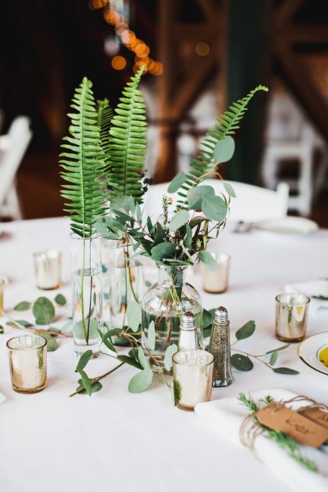 Candle Greenery Centerpiece, Fern Centerpiece, Pretty Wedding Centerpieces, Greenery Centerpieces, Fern Wedding, Greenery Wedding Bouquet, Green Centerpieces, Greenery Centerpiece, Cascading Wedding Bouquets