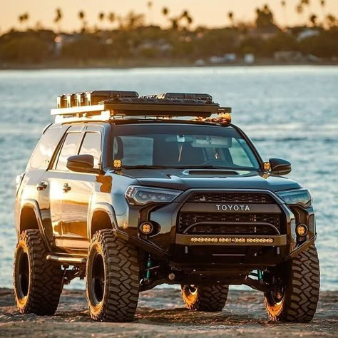 Toyota Forerunner Offroad, Camping 4runner, Toyota Forerunner, Overland 4runner, Toyota Sequioa, 4runner Overland, 4runner Build, 4runner Mods, Toyota 4 Runner