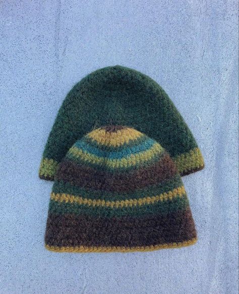 Beanie Designs Ideas, Crotchet Beanie, Beginning Knitting Projects, 90s Beanie, Crotchet Beanies, Beanie Diy, Woolly Hat, Crochet Beanies, Knit Beanies