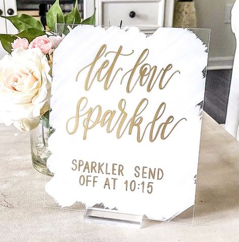 Wedding Exit With Sparklers, Sparkler Sign Wedding, Sparkler Send Off Display, Clear Wedding Signs, Sparkler Wedding Send Off, Sparkler Exit Sign, Wedding Extras Touches, Let Love Sparkle Sign, Wedding Sparklers Display