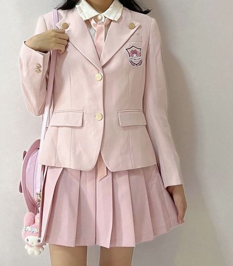 not mine !! Check more at https://howcandothis.com/womenstyle/not-mine/ Romantic Academia Aesthetic Outfit, Romantic Academia Outfits, Pink Academia, Academia Aesthetic Outfit, Outfit Korean Style, School Uniform Outfits, School Uniform Fashion, Aesthetic Outfit Ideas, Kawaii Fashion Outfits