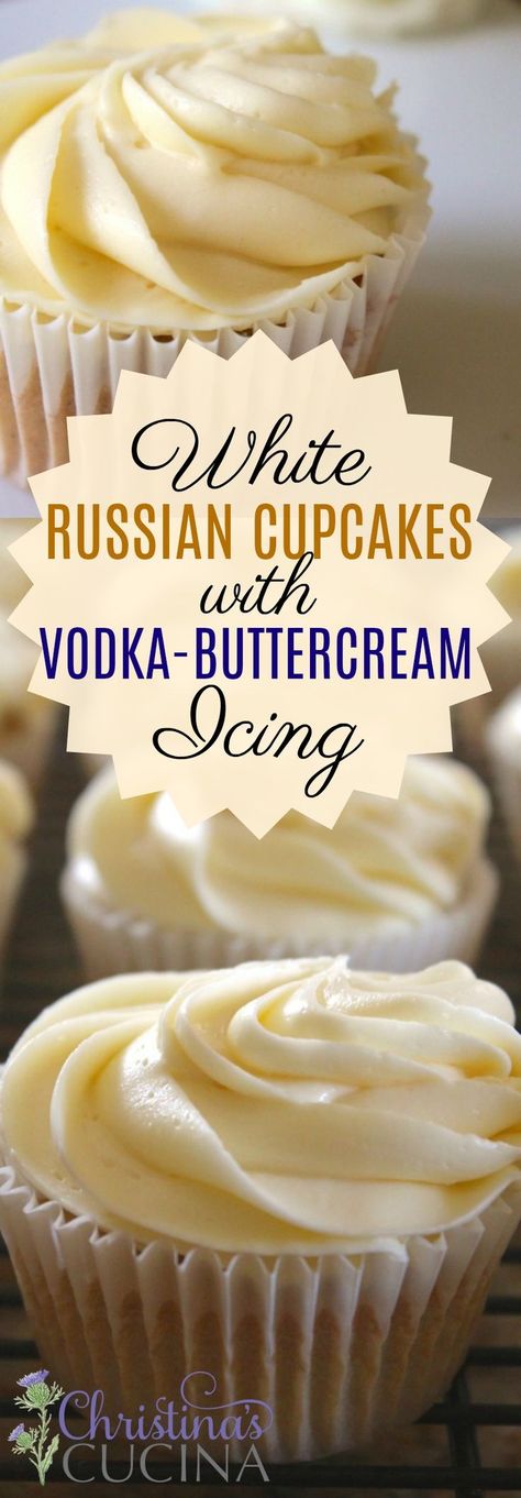 White Russian Cupcakes with Vodka-Buttercream Icing White Cupcakes With Filling, Desserts That Wow, Cakes With Alcohol, Recipes With Vodka, Birthday Cake For Adults, White Russian Cupcakes, Liquor Cupcakes, Drunken Cupcakes, Vodka Cupcakes