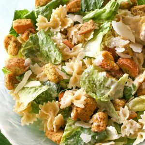 Bowtie Chicken Caesar Salad - The Girl Who Ate Everything Chicken Caesar Salad Recipe, Cold Salad Recipes, The Girl Who Ate Everything, Bow Tie Pasta, Salads For A Crowd, Caesar Salad Recipe, Greek Salad Recipes, Chicken Caesar, Chicken Caesar Salad