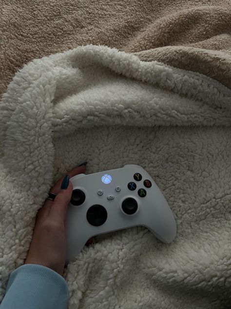 xbox controller Controler Aesthetic, X Box Aesthetic, Video Gamer Aesthetic, Xbox Controller Aesthetic, Fursona Aesthetic, Gaming Widget, Games Widget, Xbox Profile Pictures, Xbox Aesthetic