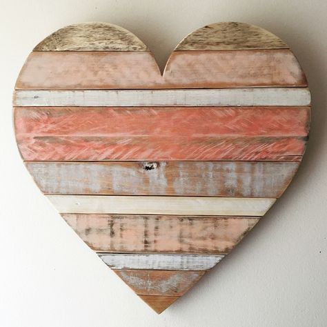 Wood Heart Diy, Rustic Coastal Decor, Rustic Coastal, Heart Diy, Into The Wood, Reclaimed Pallet Wood, Pallet Crafts, Beach Wall Decor, Diy Holz