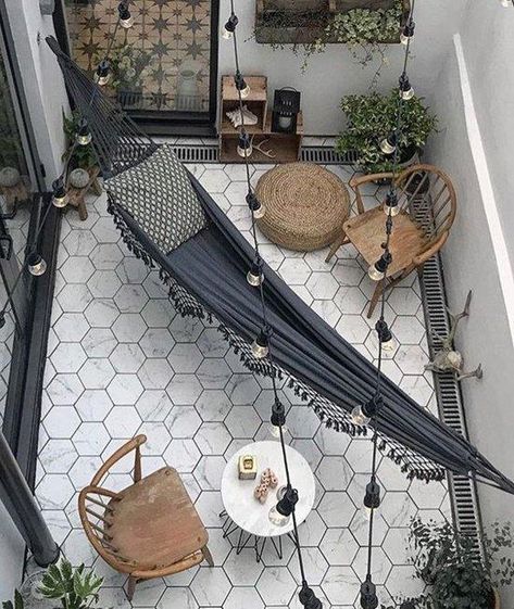 equipamiento y conjuntos de jardín para aprovechar el aire libre a partir de 15 m2 Interior Design Country, Industrial Interior Style, Interior Boho, Balkon Design, التصميم الخارجي للمنزل, Salon Interior Design, Patio Interior, Balcony Design, Trendy Home