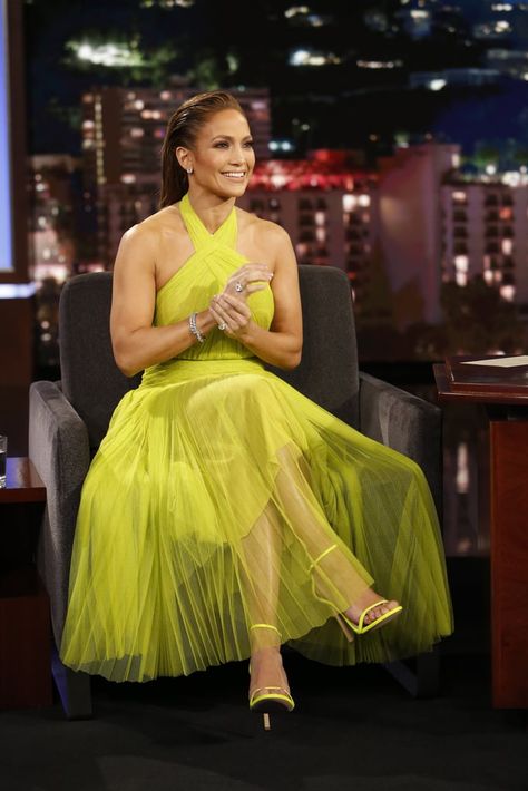 Image Green And Yellow Dress, Maria Lucia Hohan, Jimmy Kimmel Live, Green Gown, Celebrity Lifestyle, Jimmy Kimmel, Stuart Weitzman Shoes, Yellow Fashion, Green And Yellow