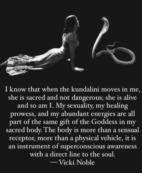 Woman’s Intuition, Dark Feminine Art, Sacred Feminine Art, Kundalini Reiki, Kundalini Energy, Spiritual Awakening Signs, Divine Goddess, Kundalini Awakening, Divine Feminine Spirituality