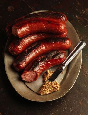 Kielbasa These juicy smoked sausages are made with a blend of beef chuck and pork belly or shoulder. Kielbasa Sausage Making Recipes, Home Made Sausage, Homemade Sausage Recipes, Kielbasa Recipes, Grilled Sausage, Superbowl Snacks, Homemade Sausage, How To Make Sausage, Processed Meat