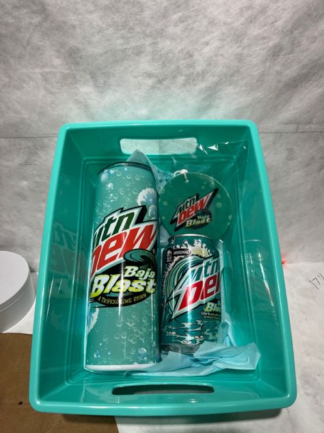 Mtn Dew Baja Blast Gift Set Baja Blast Aesthetic, Baha Blast, Mtn Dew Baja Blast, Baja Blast, Mtn Dew, Alt Outfits, Food Babe, Mountain Dew, Taco Bell