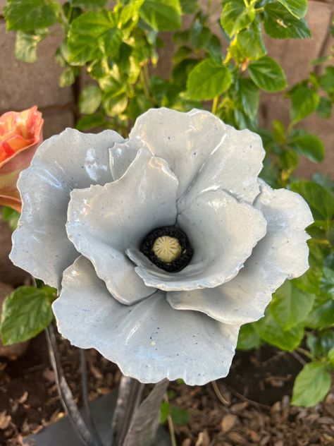 Ceramic flowers for the garden Ceramic Garden Flowers, Pottery Flowers, Pottery Flower Ladies, Flower Wall Art Ceramic, Ceramic Ornament Holds Flowers, Ceramic Flowers Sculptures & Statues, Ceramic Poppies, Garden Art Sculptures Diy, Ceramic Sculpture Figurative