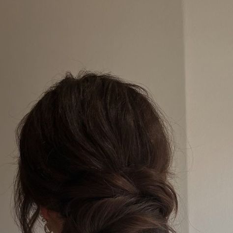 Sarah Burton - Central Ohio Hairstylist on Instagram: "i just love a low bun with the veil underneath, it’s not always possible but I always think it helps highlight your style more!   trial for abby was so perfect, i can’t wait to see what she chooses!" Veil Placement, Sarah Burton, Low Bun, The Veil, Love A, Just Love, Veil, Hair Stylist, Your Style