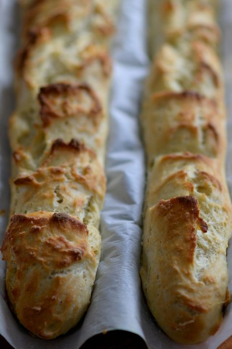 How to Soften Hard Bread: — Quick and Easy Recipes How To Soften Baguette Bread, Revive Stale Bread, How To Soften French Bread, Chicken Parmesan Pasta Recipe, Hard Bread, Bread Quick, French Loaf, Lauren Lane, Chicken With Italian Seasoning