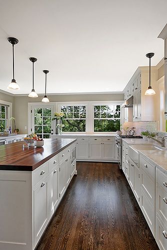 The homeowners chose a hy-dronic floor system to increase functional comfort throughout the home Stile Joanna Gaines, Island Kitchens, White Kitchen Inspiration, Kitchens Ideas, Decorating Kitchen, Organizer Kitchen, Freestanding Kitchen, Organization Kitchen, Backsplash Kitchen