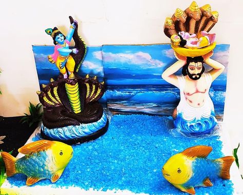 Janamashtmi Decoration Ideas In School, Krishna Theme Decoration At Home, Krishna Jayanthi Decoration Ideas, Golu Themes, Diy College Decor, Dasara Decoration Ideas At Home, Bookmarks Diy Kids, Navaratri Golu, Diy Crafts Butterfly