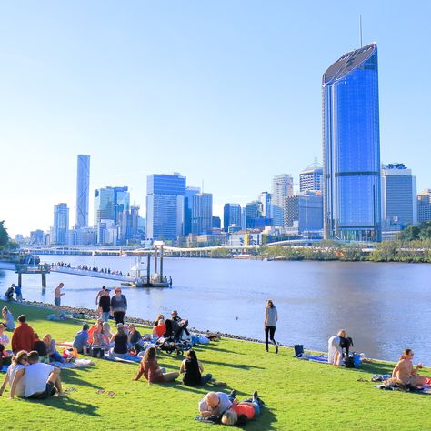 With its free guided tours, free museums, and even free public transportation, you can easily enjoy a day in Brisbane without spending a dime. City Portraits, Australia Wallpaper, Oceanside Beach, Rubbish Removal, Melbourne Street, Hazardous Waste, Big River, Public Transportation, South America Travel