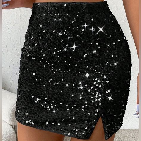 Sparkly Skirt, Short Sequin Zipper Color: Black Black Sparkly Skirt, Sparkly Skirt, Sparkle Skirt, Skirt Short, Black Sparkle, Walker Boots, Blush Makeup, Queen Of Hearts, Black Glitter