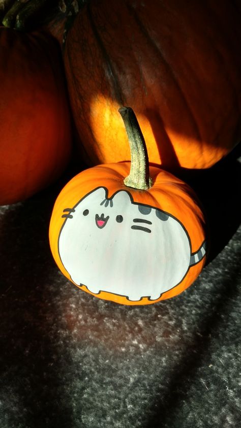 Pusheen Pumpkin painted by Brandi Johner Emo Pumpkin Painting, Pumpkin Painting Ideas Small Pumpkins, Cat Pumpkin Painting Ideas, Orange Pumpkin Painting Ideas, Anime Pumpkin Painting, Pumpkin Painting Funny, Pusheen Pumpkin, Cat Pumpkin Painting, Pumkin Paintings Idea Cute