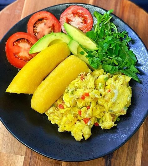 Healthy Haitian Food Recipes, Haitian Breakfast, Haitian Recipes, Haitian Food, Afro Caribbean, Jamaican Food, Healthy Food Menu, Haitian Food Recipes, Caribbean Food