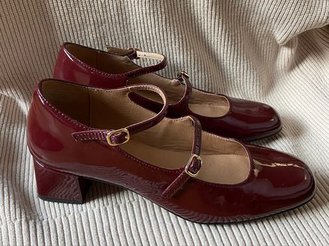 Dark Red Mary Janes, Red Shoes Aesthetic, Fancy Shoes For Women, Maroon High Heels, Downtown Shoes, Dark Red Coquette, Mary Janes Aesthetic, Dark Academia Shoes, Dark Red Shoes