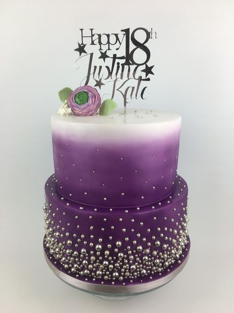 Purple and silver sparkles by JW Caketrip Purple And Silver Birthday Cake, Purple Birthday Cake For Women, Purple And Silver Cake, Purple And Silver Birthday Party, Purple Cake Designs Birthday, Sprinkles Birthday Cake, Sparkle Cake, Purple Cakes Birthday, Cake Decorating Courses