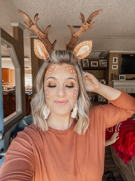 Deer Costume Diy, Diy Deer Costume, Deer Costume Makeup, Disney Costumes For Women, Deer Halloween Makeup, Diy Adult Halloween Costumes, Last Minute Diy Costumes, Deer Halloween Costumes, Deer Makeup