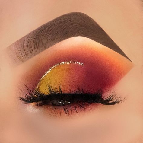 Chloe Young on Instagram: “✨ SUMMER COCKTAIL Haldi Eye Makeup Look, Goddess Makeup, Black Eye Makeup, Glitter Makeup Looks, Wedding Eye Makeup, Rhinestone Makeup, Dance Makeup, Graphic Makeup, Makeup Is Life