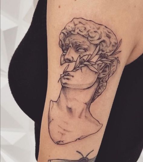 Green Statue Tattoo, Greek Statue Tattoo, Apollo Tattoo, David Tattoo, Roman Tattoo, Tattoo 2024, Statue Tattoo, Wrist Tattoos For Guys, Body Tattoo