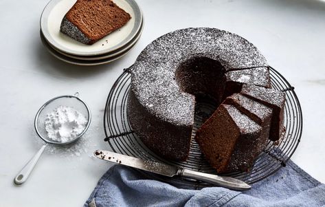 Southern Living Digital - Batch 7 SEO – SET 2 -Chocolate Pound Cake Pound Cake Southern Living, Chocolate Pound Cake Recipe, Cake Sizes And Servings, Chocolate Chip Pound Cake, Ultimate Chocolate Cake, Southern Living Recipes, Chocolate Pound Cake, Pound Cake Recipe, Caramel Frosting