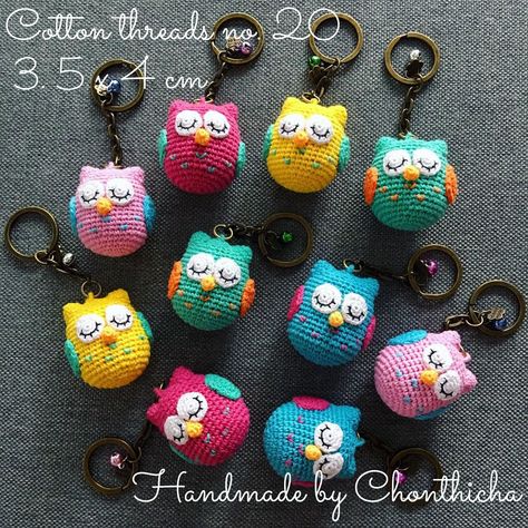 Chonthicha Chonvithee on Instagram: “Little owl made by order 10 pieces 🦉 ❤️#keychain #cotton #cottonlover #cottonyarn #yarnaddict #yarn #diy #handmade #handcrafted #crochet…” Crochet Owl Keychain, Owl Crochet, Crochet Owls, Owl Keychain, Felt Owls, Handmade Yarn, Crochet Keychain Pattern, Crochet Owl, Crochet Bracelet