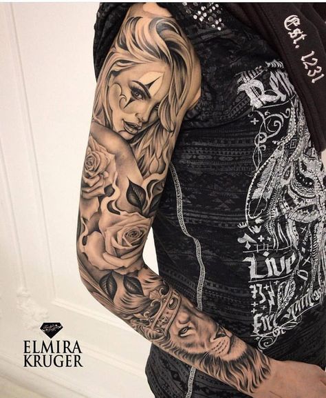 Eu quero Chicano Tattoos Sleeve, Catrina Tattoo, Clown Tattoo, Girls With Sleeve Tattoos, Chicano Tattoos, Marvel Tattoos, Tattoo Zeichnungen, Cat Tattoos, Tiny Tattoo