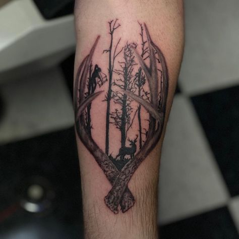 Bow Hunting Tattoos, Buck Tattoo, Antler Tattoos, Elk Tattoo, Antler Tattoo, Deer Skull Tattoos, Deer Tattoo Designs, Cool Animal Tattoos, Hunter Tattoo