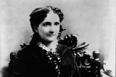 Mary Baker Eddy founded the Church of Christ, Scientist (Christian Science), based on experiences and Bible study that shaped her concepts of healing. Mary Baker Eddy, Church Of Christ, Christian Science, Jesus Heals, Churches Of Christ, Faith Bible, World Religions, Historical Costume, Inspirational People