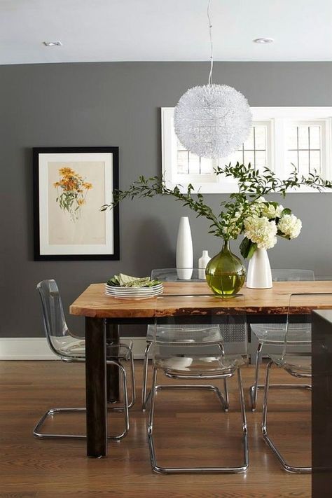 Smart dining room in gray keeps things simple and stylish True Grey Paint Color, Gray Painted Walls, Dining Room Industrial, Dining Room Design Modern, Grey Dining Room, Interior Design Dining Room, Dining Room Interiors, Grey Dining, Contemporary Dining Room