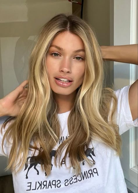 Golden Blonde Balayage, Honey Blonde Balayage, Warm Blonde Hair, Long Hair Do, Golden Blonde Hair, Brown Hair Inspo, Dirty Blonde Hair, Blonde Hair Inspiration, Blonde Hair With Highlights