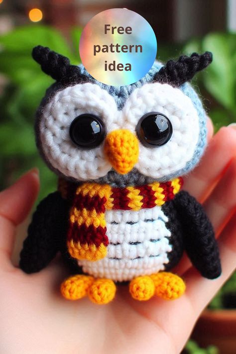 Crochet Eagle Pattern Free, Owl Amigurumi Free Pattern, Owl Crochet, Crochet Owls, Owl Crochet Patterns, Owl Keychain, Keychain Pattern, Crocheting Projects, Crochet Owl