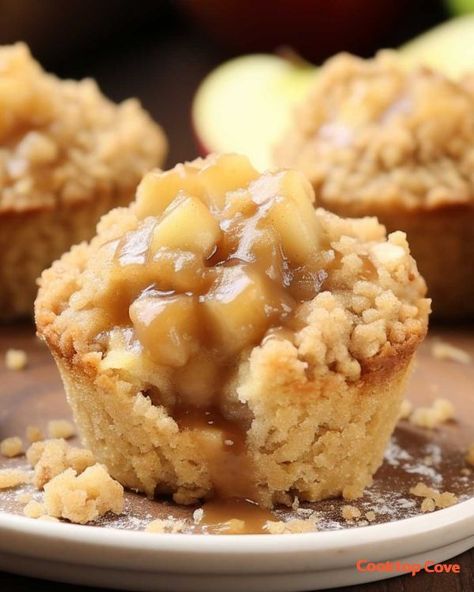 Mini Apple Crisp Recipe, Apple Crisp Bites, Mini Apple Crisp, Apple Crisp Muffins, Oatmeal Cookie Crust, Canned Apple Pie Filling, Apple Crisp Recipe, Spice Muffins, Canned Apples