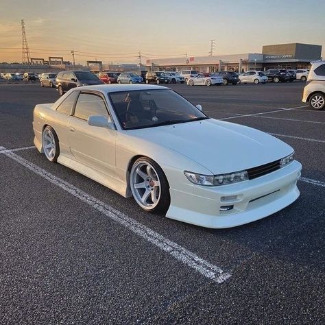 Dream Life Aesthetic, Nissan Silvia S13, Silvia S13, Slammed Cars, Mobil Drift, Pimped Out Cars, Best Jdm Cars, Nissan 240sx, Nissan Silvia