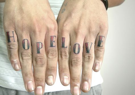 Hope & Love Finger Tattoo  #americantraditional #oldschool #sailor #finger #lettering #hope #love #tattoo #bodyart #inked Love Knuckle Tattoo Fonts, Apprentice Tattoos, Hope Lettering, Love Finger Tattoo, Hand Tattoo Images, Hope Tattoo, Tattoo Finger, Finger Tattoo For Women, Knuckle Tattoos