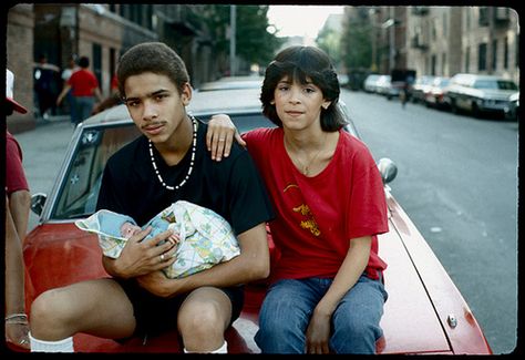 South Bronx during the 80s and 90s | Ph: Ricky Flores 90s Lifestyle, 80s Street Style, Bruce Davidson, Bronx Nyc, Nyc Aesthetic, Working People, Vintage New York, Hip Hop Culture, Girls World