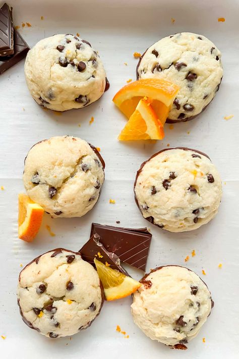 Ricotta Chocolate, Ricotta Cookies, Chocolate Chip Cookies Recipe, Cookie Ball, Soft Cookie, Decadent Chocolate, Creamy Texture, Chocolate Orange, Cookie Scoop