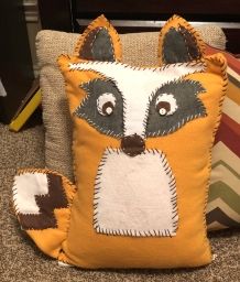 How to Make Woodland Animal Pillow Cases Fox Sewing Pattern Free, Fox Sewing Pattern, Bee Tags, Fox Pillow, Memory Projects, Orange Fleece, Pillow Tutorial, Animal Pillow, Toddler Beds