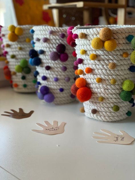 A Super Happy Pot | Etsy Plant Pot Diy, Yarn Pom Pom, Pom Pom Crafts, Wreath Home Decor, Creation Crafts, Rainbow Gift, Super Happy, Felt Christmas, Diy Creative