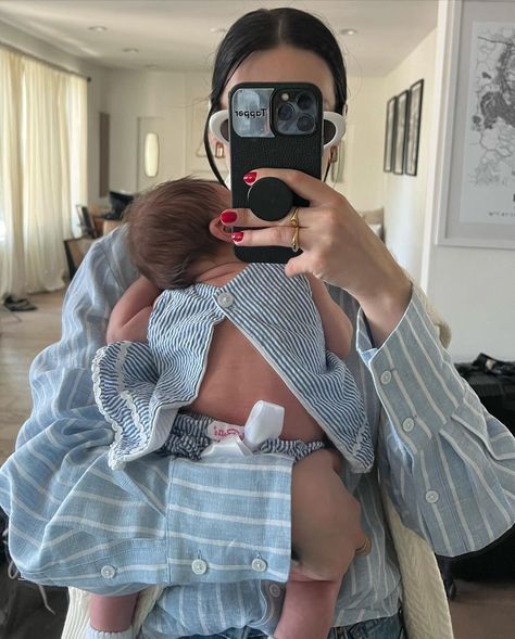 Baby Girl And Mom, Mother Daughter Pictures, Amanda Steele, Best Friends Brother, Mom Goals, I Want A Baby, Baby Luna, Instagram Mom, Mama And Baby