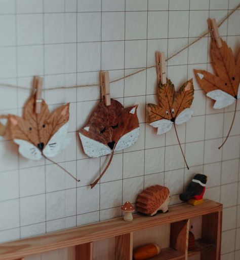 DIY: Herbstliche Fuchs-Girlande Fall Nature Decor, Young Toddler Activities, Fall Arts And Crafts, Kids Crafting, Autumn Crafts, Fall Projects, Fall Kids, Fall Diy, Craft Activities For Kids