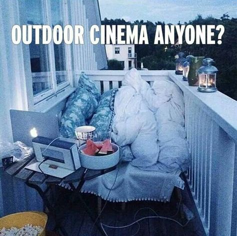 outdoor cinema / movie night - Please? easy, free, + #romantic stay-at-home #date idea Dream Dates, Fun Sleepover Ideas, Boho Inspiration, Outdoor Summer, Humble Abode, House Goals, Comfy Cozy, My New Room, Dream Room