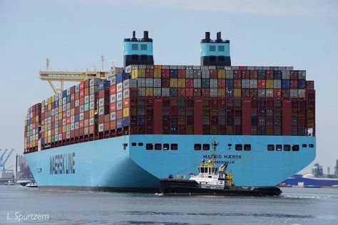 Maersk Line, Tanker Ship, Online Relationship, Cargo Container, Merchant Navy, Oil Tanker, Diesel Locomotive, Cargo Shipping, Tall Ships